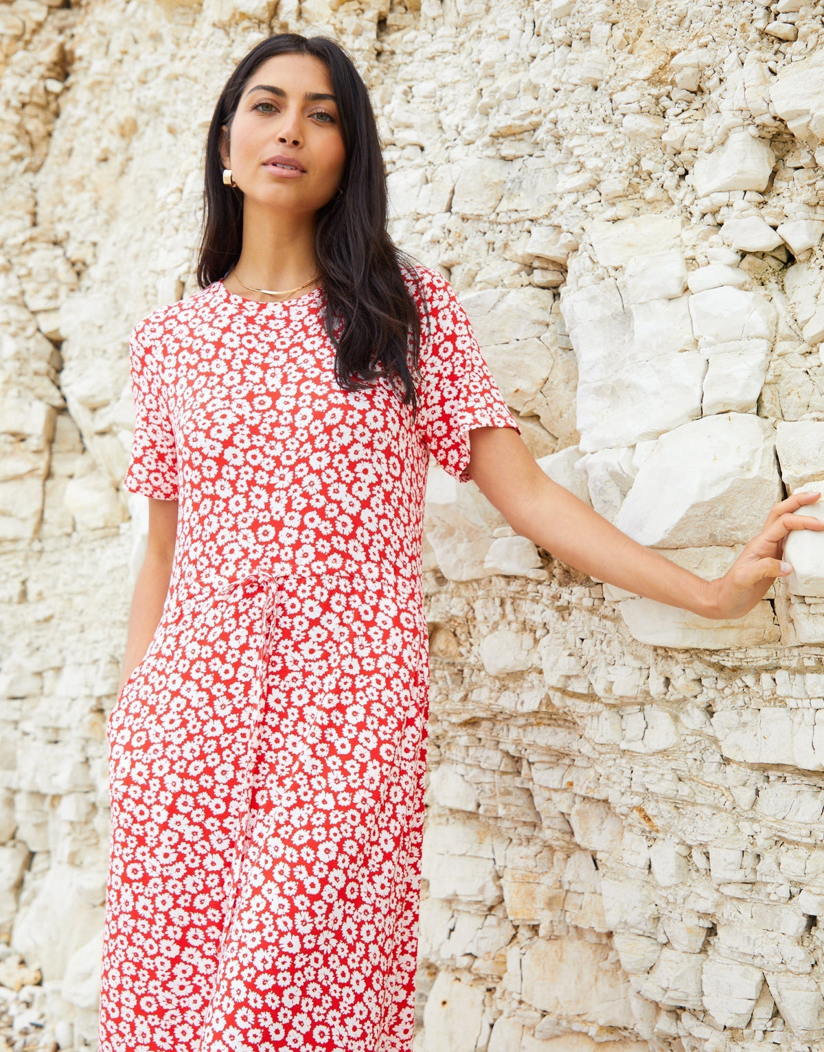 Women's Red Floral Ruched Waist Jersey Midi Dress with Pockets Eco Trendt. shop